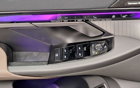 BMW 5 серия, 2025 год, 8 850 000 рублей, 13 фотография