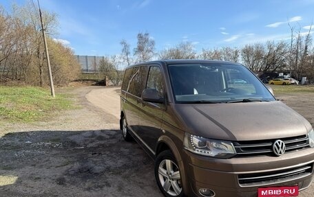 Volkswagen Multivan T5, 2013 год, 2 300 000 рублей, 1 фотография