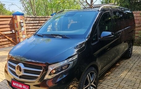 Mercedes-Benz V-Класс, 2018 год, 4 499 999 рублей, 1 фотография