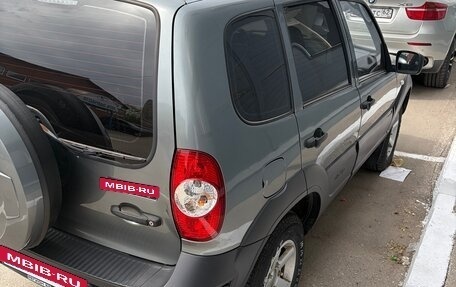 Chevrolet Niva I рестайлинг, 2014 год, 630 000 рублей, 3 фотография