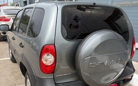 Chevrolet Niva I рестайлинг, 2014 год, 630 000 рублей, 2 фотография