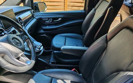 Mercedes-Benz V-Класс, 2018 год, 4 499 999 рублей, 25 фотография