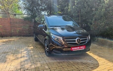 Mercedes-Benz V-Класс, 2018 год, 4 499 999 рублей, 39 фотография
