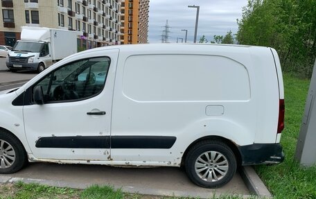 Peugeot Partner II рестайлинг 2, 2011 год, 500 000 рублей, 3 фотография