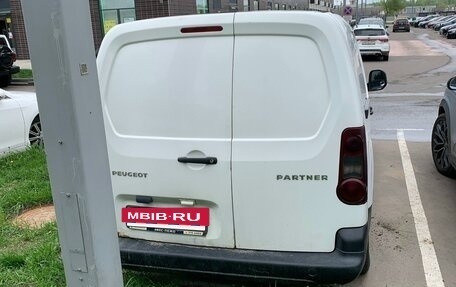Peugeot Partner II рестайлинг 2, 2011 год, 500 000 рублей, 4 фотография