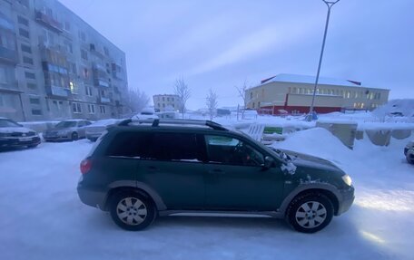 Mitsubishi Outlander III рестайлинг 3, 2006 год, 350 000 рублей, 12 фотография