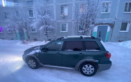Mitsubishi Outlander III рестайлинг 3, 2006 год, 350 000 рублей, 14 фотография