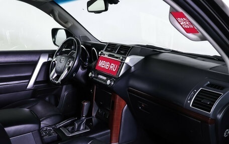 Toyota Land Cruiser Prado 150 рестайлинг 2, 2016 год, 3 600 000 рублей, 11 фотография