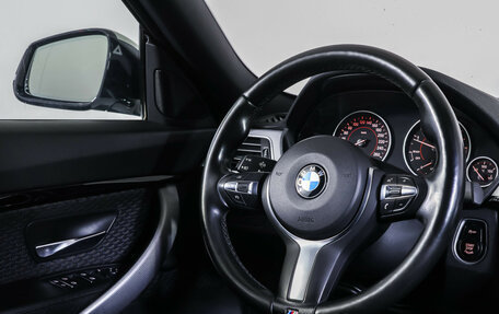 BMW 3 серия, 2017 год, 2 990 000 рублей, 13 фотография