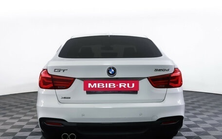 BMW 3 серия, 2017 год, 2 990 000 рублей, 6 фотография