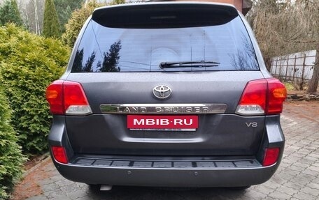 Toyota Land Cruiser 200, 2013 год, 3 700 000 рублей, 1 фотография