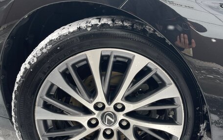 Lexus ES VII, 2018 год, 3 390 000 рублей, 10 фотография
