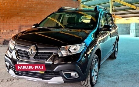 Renault Sandero II рестайлинг, 2021 год, 1 545 000 рублей, 2 фотография