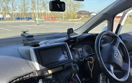 Toyota Wish II, 2010 год, 950 000 рублей, 5 фотография