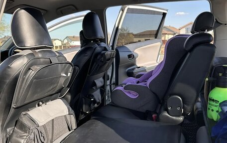 Toyota Wish II, 2010 год, 950 000 рублей, 7 фотография