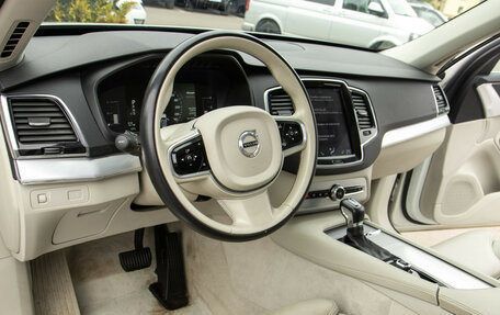 Volvo XC90 II рестайлинг, 2019 год, 4 320 000 рублей, 16 фотография