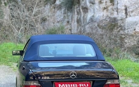 Mercedes-Benz E-Класс, 1994 год, 4 300 000 рублей, 2 фотография