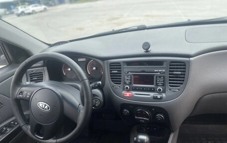 KIA Rio II, 2010 год, 627 000 рублей, 26 фотография