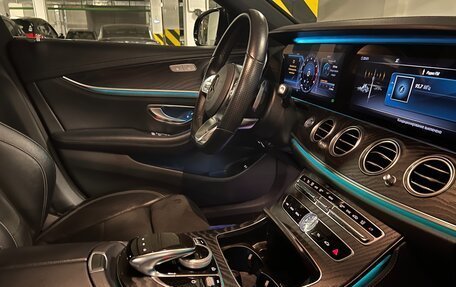 Mercedes-Benz E-Класс, 2018 год, 3 950 000 рублей, 9 фотография