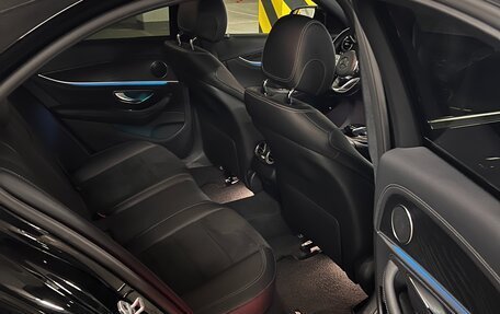 Mercedes-Benz E-Класс, 2018 год, 3 950 000 рублей, 11 фотография