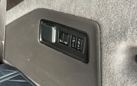 Cadillac Escalade V, 2022 год, 13 000 000 рублей, 13 фотография