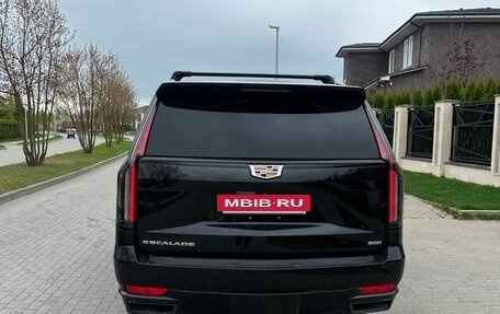 Cadillac Escalade V, 2022 год, 13 000 000 рублей, 3 фотография