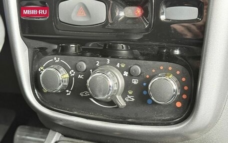 Renault Duster I рестайлинг, 2013 год, 899 000 рублей, 21 фотография