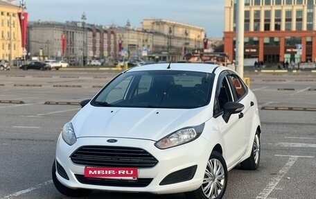 Ford Fiesta, 2015 год, 615 000 рублей, 2 фотография