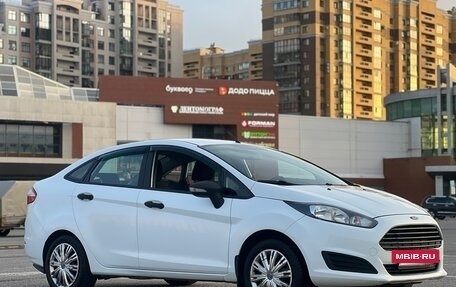 Ford Fiesta, 2015 год, 615 000 рублей, 8 фотография