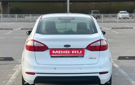 Ford Fiesta, 2015 год, 615 000 рублей, 15 фотография
