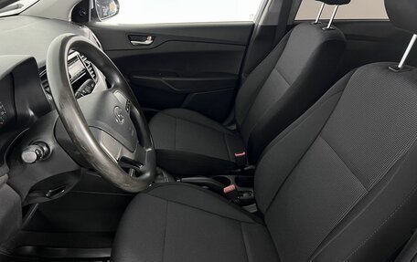 Hyundai Solaris II рестайлинг, 2017 год, 939 000 рублей, 9 фотография