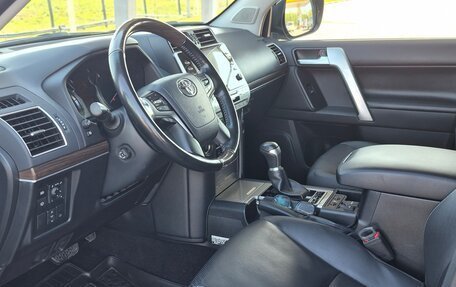 Toyota Land Cruiser Prado 150 рестайлинг 2, 2021 год, 6 980 000 рублей, 18 фотография