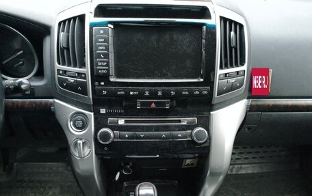 Toyota Land Cruiser 200, 2013 год, 3 700 000 рублей, 6 фотография