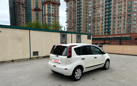 Nissan Note II рестайлинг, 2011 год, 6 фотография