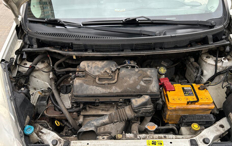 Nissan Note II рестайлинг, 2011 год, 9 фотография