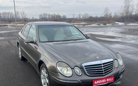 Mercedes-Benz E-Класс, 2006 год, 950 000 рублей, 1 фотография