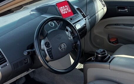 Toyota Prius, 2009 год, 600 000 рублей, 8 фотография