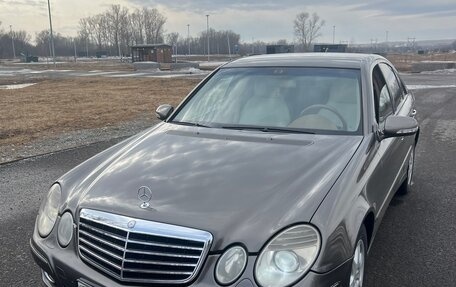 Mercedes-Benz E-Класс, 2006 год, 950 000 рублей, 8 фотография