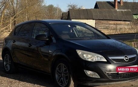 Opel Astra J, 2010 год, 650 000 рублей, 2 фотография
