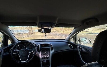Opel Astra J, 2010 год, 650 000 рублей, 5 фотография