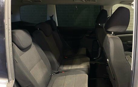 Volkswagen Sharan II, 2011 год, 1 340 000 рублей, 11 фотография