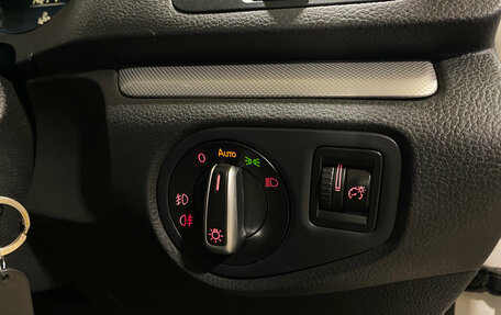 Volkswagen Sharan II, 2011 год, 1 340 000 рублей, 17 фотография