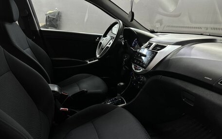 Hyundai Solaris II рестайлинг, 2011 год, 664 777 рублей, 8 фотография
