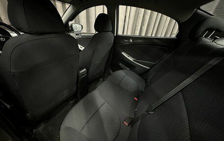 Hyundai Solaris II рестайлинг, 2011 год, 664 777 рублей, 17 фотография
