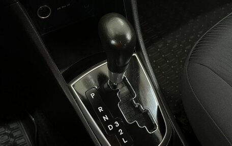 Hyundai Solaris II рестайлинг, 2011 год, 664 777 рублей, 16 фотография