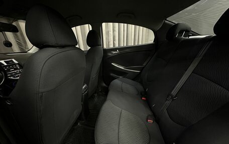 Hyundai Solaris II рестайлинг, 2011 год, 664 777 рублей, 18 фотография