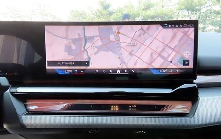 BMW 5 серия, 2024 год, 6 044 000 рублей, 12 фотография