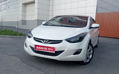 Hyundai Elantra V, 2013 год, 980 000 рублей, 1 фотография