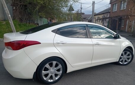 Hyundai Elantra V, 2013 год, 980 000 рублей, 3 фотография