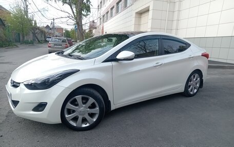 Hyundai Elantra V, 2013 год, 980 000 рублей, 2 фотография